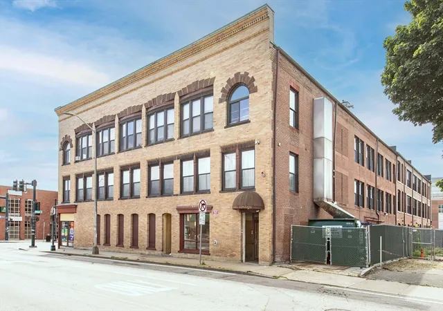 3rd image of 7 Main Street #106, Brockton, MA 02301 | MLS# 73554860