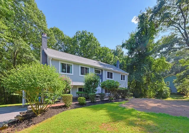 Photo 2 of Sale Pending at 33 Copper Ln, Holliston, MA 01746 | MLS# 73556002 | Listing updated on 2026-09-01