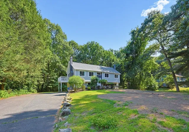 Photo 3 of Sale Pending at 33 Copper Ln, Holliston, MA 01746 | MLS# 73556002 | Listing updated on 2026-09-01