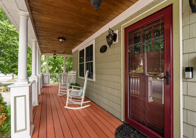 3rd image of 158 Lowell St, Arlington, MA 02474 | MLS# 73550401