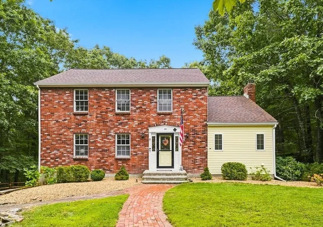 1st image of 14 Nottingham Cir, Jefferson, MA 01522 | MLS# 73566472