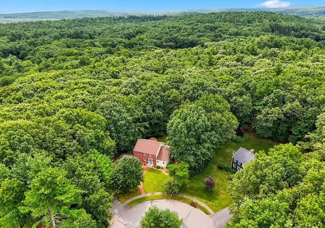 30th image of 14 Nottingham Cir, Jefferson, MA 01522 | MLS# 73566472