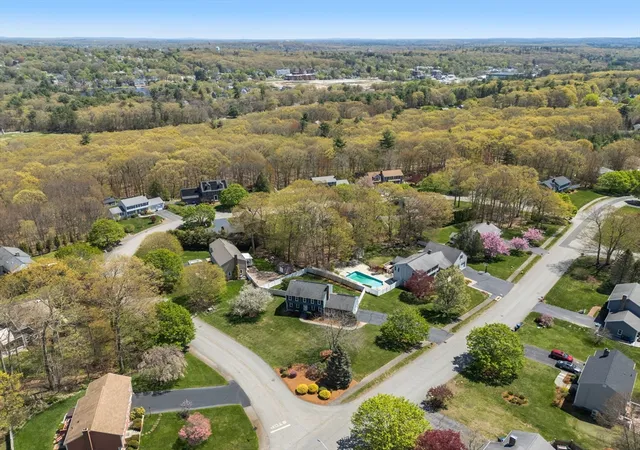 Homes for sale in Hopedale, MA | 12 Whitney Rd, Hopedale, MA 01747 | MLS# 73528317