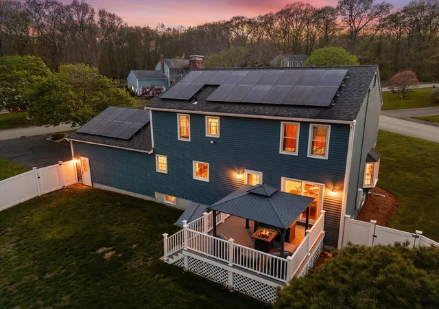Homes for sale in Hopedale, MA | 12 Whitney Rd, Hopedale, MA 01747 | MLS# 73528317