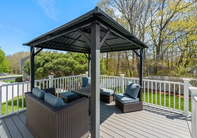 Homes for sale in Hopedale, MA | 12 Whitney Rd, Hopedale, MA 01747 | MLS# 73528317
