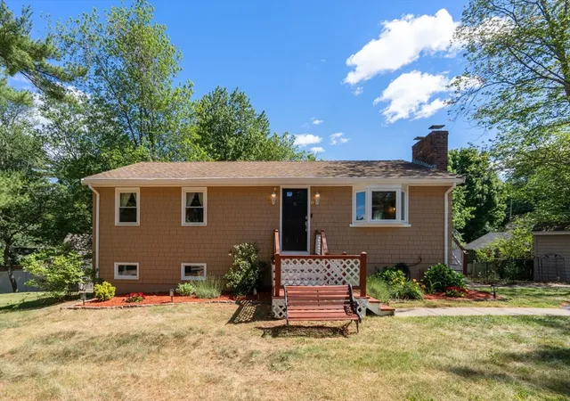 Homes for sale in Bellingham, MA | 61 Scott Hill Blvd, Bellingham, MA 02019 | MLS# 73540641