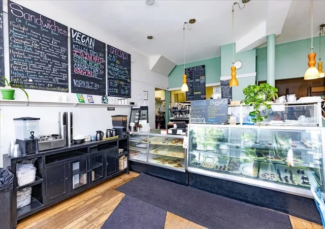 4th image of 55 S St, Northampton, MA 01060