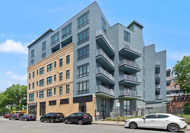 Photo 1 of Condo for sale at 1948 1950 Washington St #2G, Boston, MA 02118 | MLS# 73532102 | Listing updated on 2026-09-07