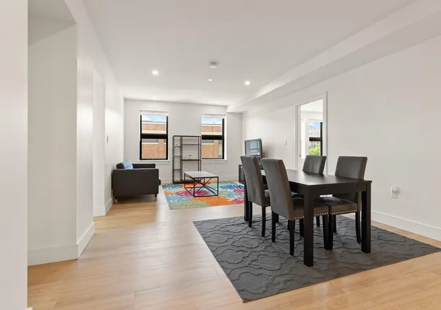 Photo 4 of Condo for sale at 1948-1950 Washington St #2G, Boston, MA 02118 | MLS# 73532102 | Listing updated on 2026-09-07
