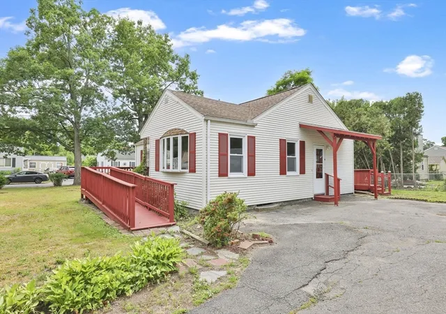 Homes for sale in Springfield, MA | 232 Almira Rd, Springfield, MA 01119 | MLS# 73537763