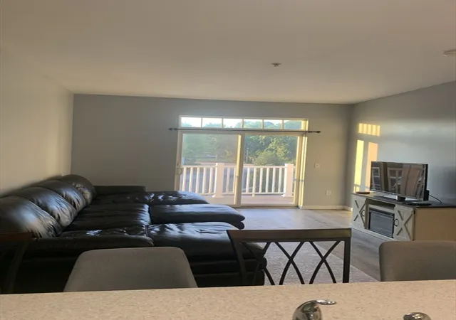 2nd image of 614 Pond St #1214, Braintree, MA 02184 | MLS# 73563735