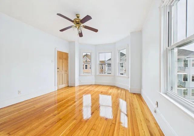 Homes for sale in New Bedford, MA | 42 Fair St, New Bedford, MA 02740 | MLS# 73504248