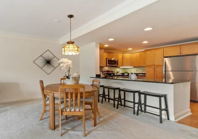 5th image of 1213 Emerald Court #1213, Tewksbury, MA 01876 | MLS# 73551181