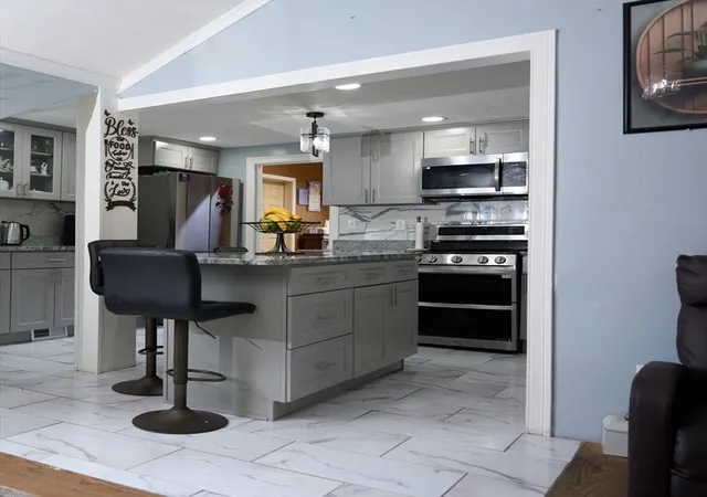 4th image of 100 Bradley Ave, Brockton, MA 02302 | MLS# 73520251