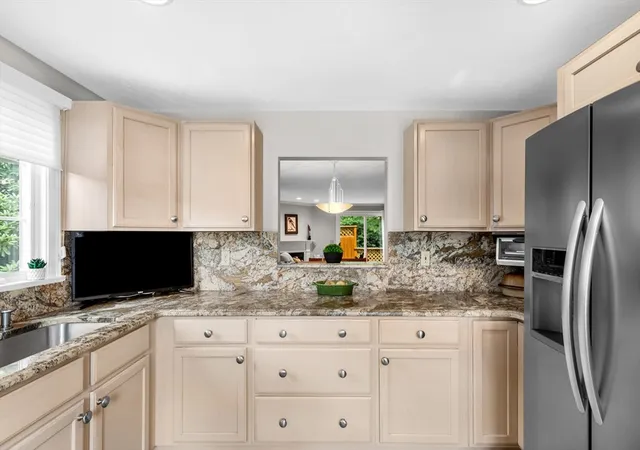 5th image of 20 Bishops Park #20, Mashpee, MA 02649 | MLS# 73556931