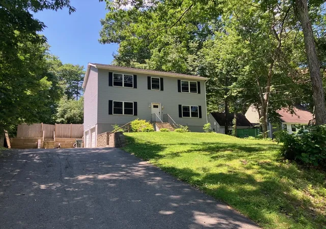 Photo 2 of Single family home for sale at 33 W Shore Dr, Winchendon, MA 01475 | MLS# 73554607 | Listing updated on 2026-09-16