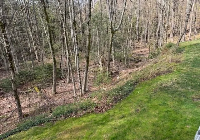 Homes for sale in Rutland, MA | 139 East County Rd, Rutland, MA 01543 | Houzeo