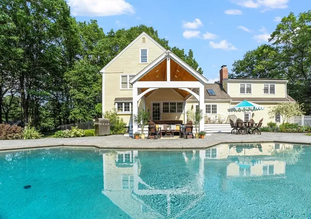 2nd image of 158 Kettle Hole Rd, Bolton, MA 01740 | MLS# 73529137
