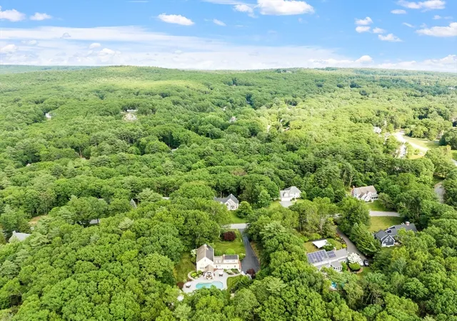 42nd image of 158 Kettle Hole Rd, Bolton, MA 01740 | MLS# 73529137