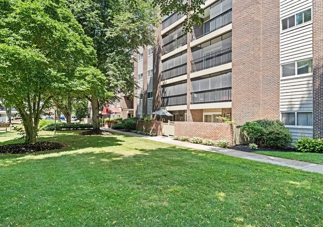 3rd image of 64 Main #28B, Stoneham, MA 02180 | MLS# 73555613