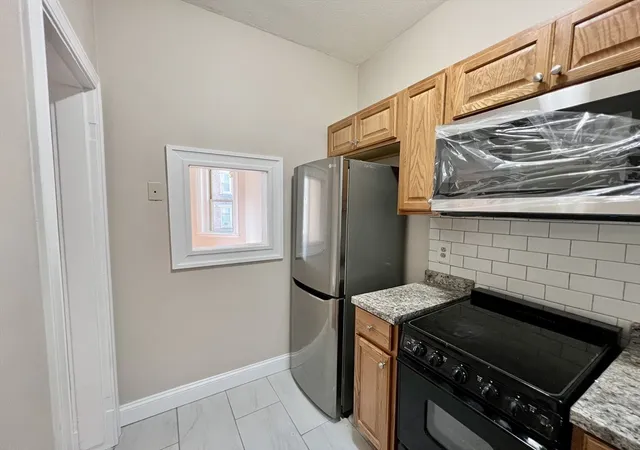 Listing Photo 4 - Condo for sale in Brighton Place Condominium located at 1669 Commonwealth Ave, Boston, MA 02135 - Unit #3