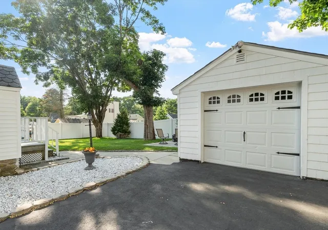 Photo 3 of Sale Pending at 17 Tedesco Rd, Methuen, MA 01844 | MLS# 73536727 | Listing updated on 2026-09-16