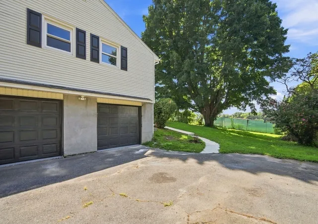 Photo 2 of Sale Pending at 218 Maple St, East Longmeadow, MA 01028 | MLS# 73566696 | Listing updated on 2026-09-19