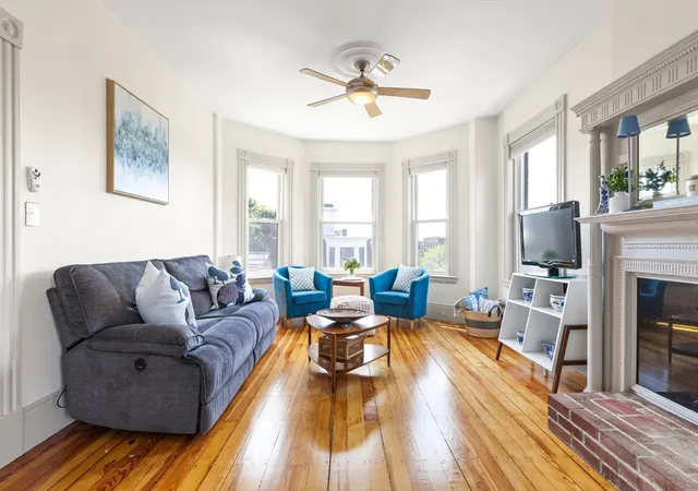2nd image of 100 Broadway #5, Chelsea, MA 02150 | MLS# 73550896