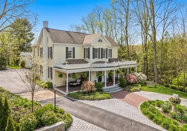 Photo 1 of Single family home for sale at 54 Lincoln St, Hingham, MA 02043 | MLS# 73499231 | Listing updated on 2026-09-17