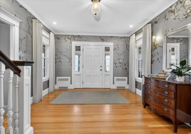 Photo 2 of Single family home for sale at 54 Lincoln St, Hingham, MA 02043 | MLS# 73499231 | Listing updated on 2026-09-17