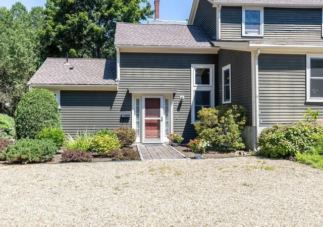 Photo 3 of Sale Pending at 40 N Main St #3, Ipswich, MA 01938 | MLS# 73562976 | Listing updated on 2026-09-03