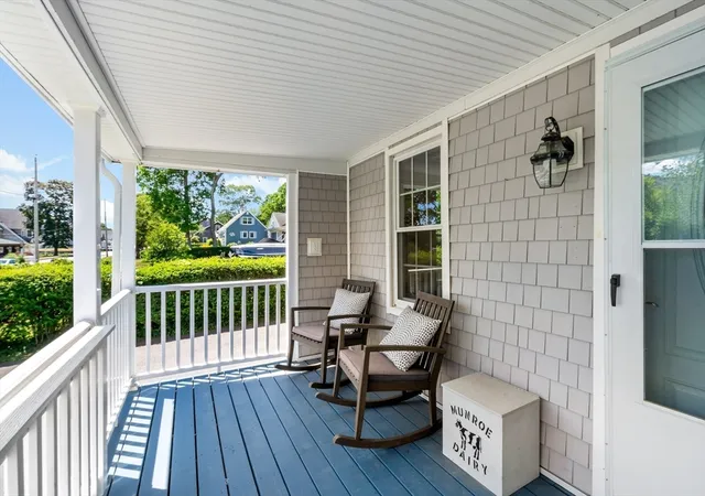 4th image of 341 Seaview Ave, Swansea, MA 02777 | MLS# 73539975