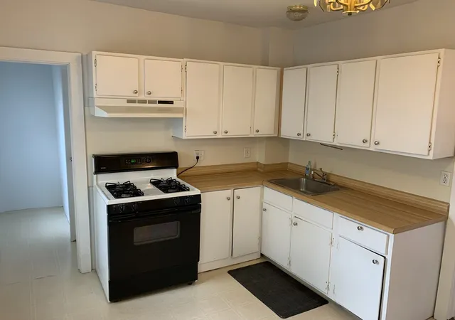 Photo 3 of House for sale at 460 Watertown St, Newtonville, MA 02460 | MLS# 73560140 | Listing updated on 2026-10-08