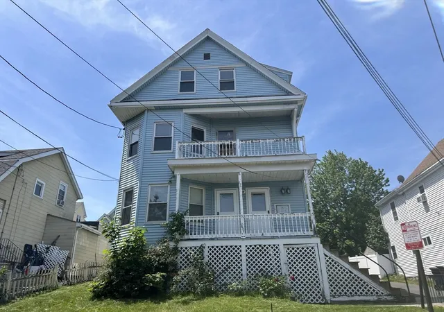 2nd image of 29 Oakland Ave, Everett, MA 02149 | MLS# 73532911