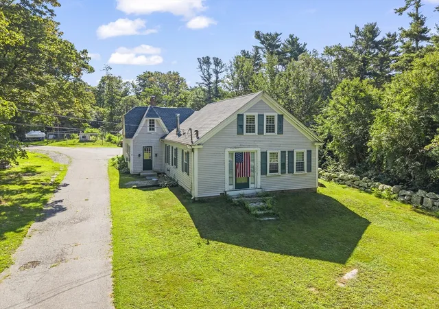 1st image of 8 S Main St, Carver, MA 02330 | MLS# 73567025