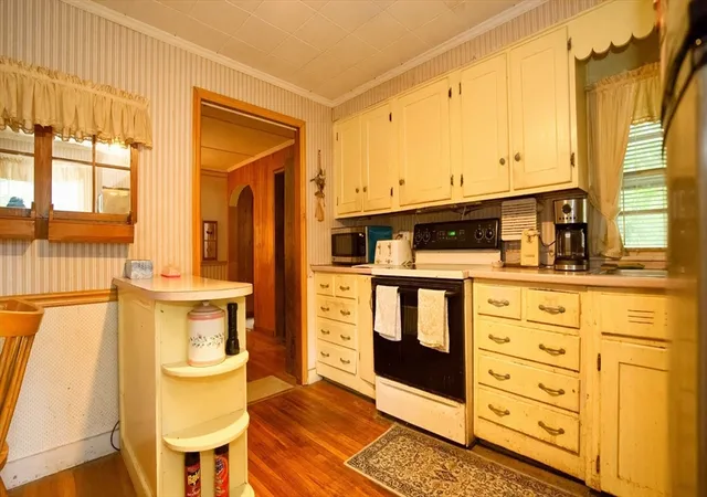 Photo 3 of Single family home for sale at 351 Towne St, North Attleboro, MA 02760 | MLS# 73567376 | Listing updated on 2026-10-02
