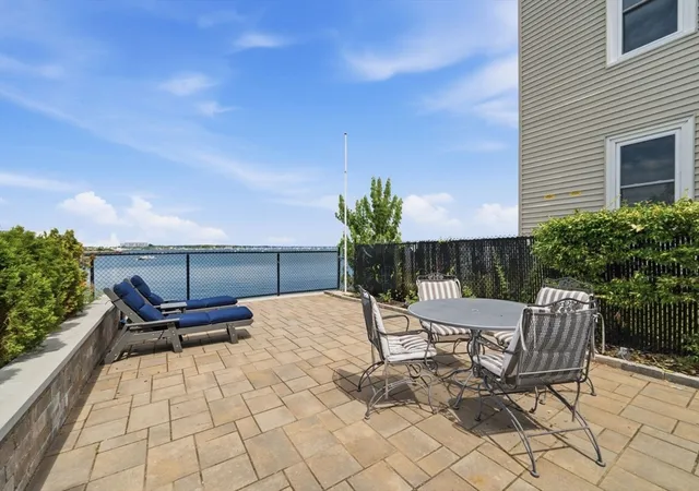 4th image of 111 Leach St, Salem, MA 01970