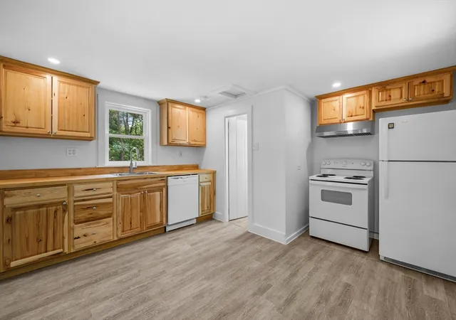 Photo 2 of Condo for sale at 95 Shore Rd #8, Truro, MA 02666 | MLS# 73555257 | Listing updated on 2026-07-31