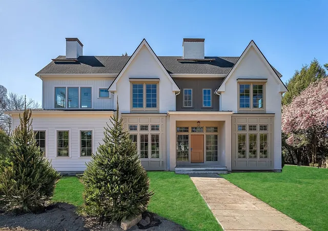 1st image of 1640 Commonwealth Ave, West Newton, MA 02465 | MLS# 73509976