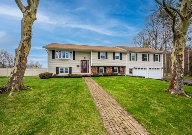 Homes for sale in Peabody, MA | 60 Catherine Dr, Peabody, MA 01960 | MLS# 73504592