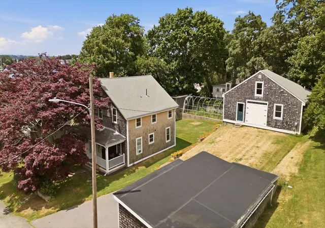 Photo 4 of Single family home for sale at 22 South Ave, Tiverton, RI 02878 | MLS# 73561006 | Listing updated on 2026-10-03