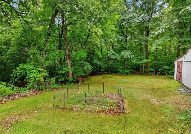 30th image of 126 Arizona Ave, Holden, MA 01520 | MLS# 73567226
