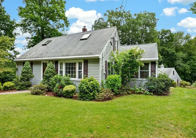 Photo 3 of Sale Pending at 126 Arizona Ave, Holden, MA 01520 | MLS# 73567226 | Listing updated on 2026-09-23