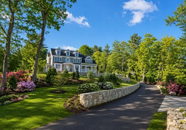 26th image of 35 Shuttleworth Pl, Dedham, MA 02026 | MLS# 73552132