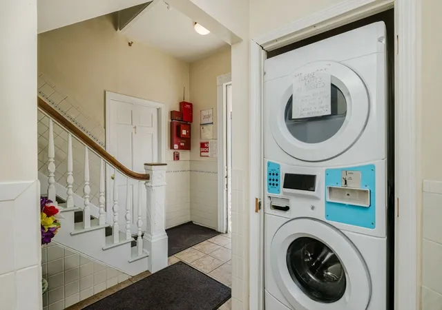 Listing Photo 5 - Condo for sale in building located at 517 S Main St, Fall River, MA 02721