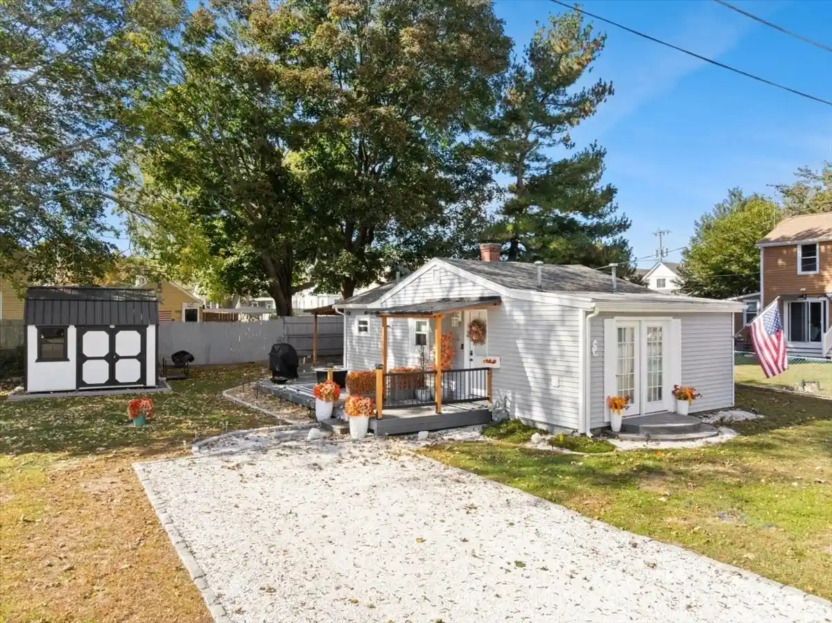 Photo 1 of Single family home for sale at 37 Sidney Ave, Swansea, MA 02777 | MLS# 73589609 | Listing updated on 2026-10-21