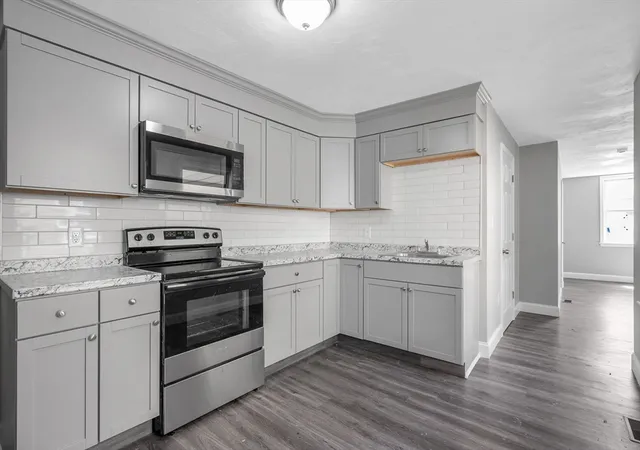3rd image of 50-52 Willow Street, Lowell, MA 01852 | MLS# 73553773