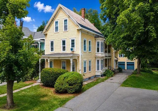 1st image of 252 Water St, Clinton, MA 01510 | MLS# 73550882