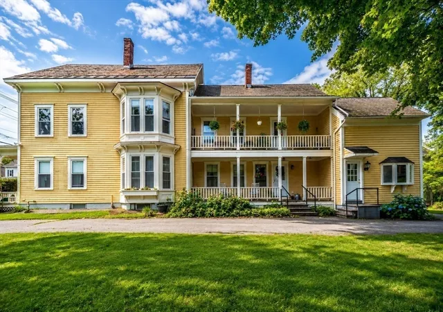 2nd image of 252 Water St, Clinton, MA 01510 | MLS# 73550882