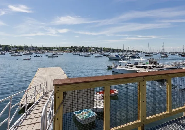 2nd image of 134 Washington St, Marblehead, MA 01945